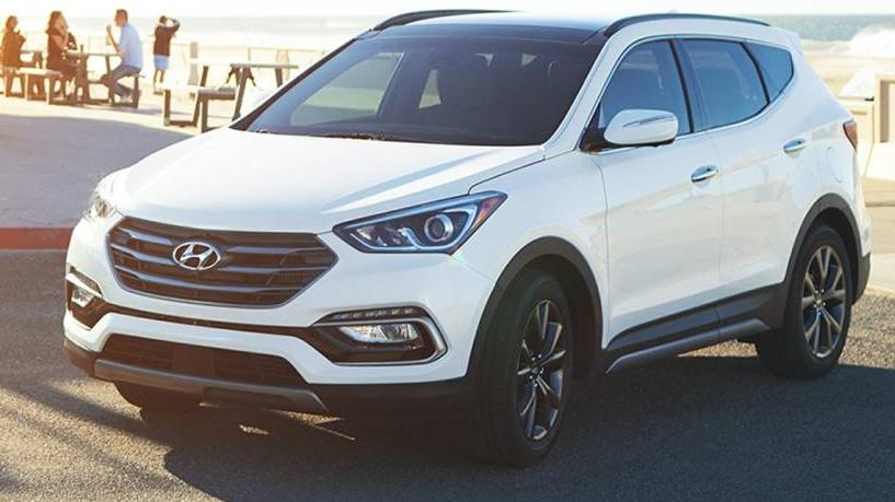 HYUNDAI SANTA FE SPORT 2018 5NMZT3LB7JH091055 image